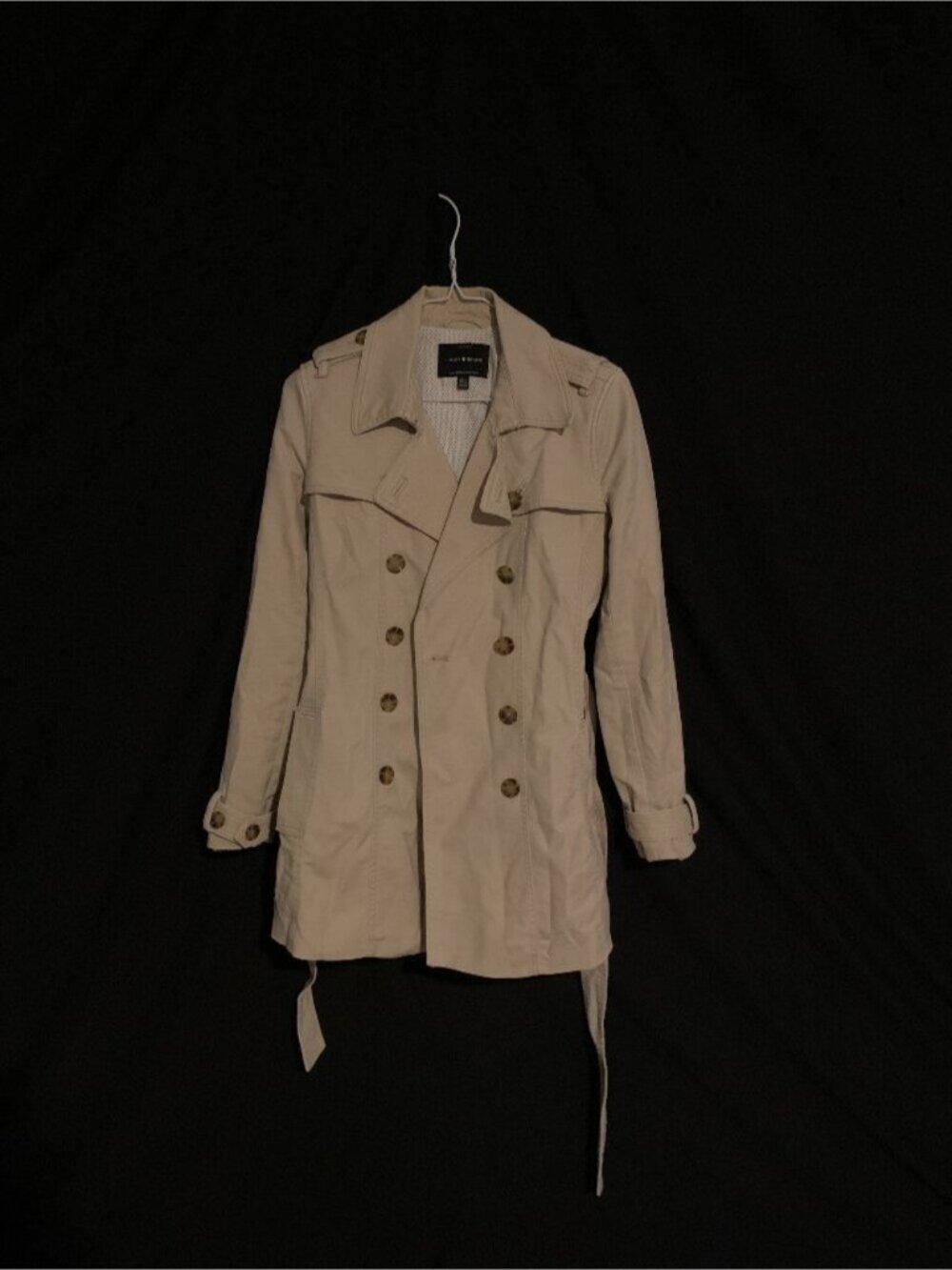Classic Beige Double‑Breasted Belted Trench Coat